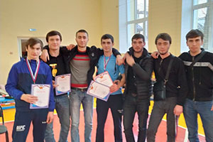 Команда колледжа ИСТиД – победитель лично-командного первенства города Пятигорска по гиревому спорту среди студентов ссузов