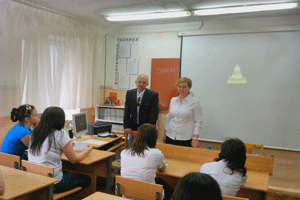 Представители кафедры экономики и управления на предприятии встретились со студентами Новопавловского многопрофильного техникума