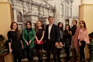 Сотрудники и студенты кафедры экономики и управления на предприятии посетили Ставропольский государственный театр оперетты