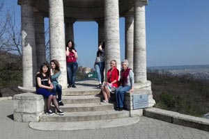 Студенты колледжа посетили самые красивые места старого  города-курорта Пятигорска