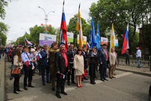В шествии Парада Победы приняли участие сотрудники и студенты ИСТиД СКФУ
