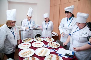 Завершается упорная борьба молодых профессионалов WorldSkills Russia на площадках Школы Кавказского гостеприимства СКФУ