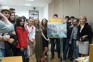 Заслуженный художник РФ Р.И. Маршанкулов провел мастер-класс по живописи на факультете дизайна