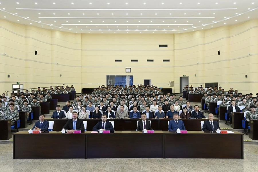 v-kharbine-nachal-rabotu-sovmestnyy-institut-skfu-i-kheyluntszyanskogo-universiteta-nauki-i-tekhnolo (2).jpg