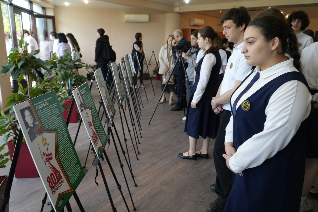 СКФУ и Абхазия расширяют двустороннее сотрудничество в сфере подготовки кадров и молодежной политики (3).jpg