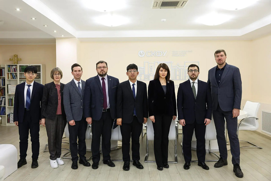 skfu-budet-razvivat-tekhnologii-budushchego-s-kitaem-ncfu-ru-01 (2).jpg