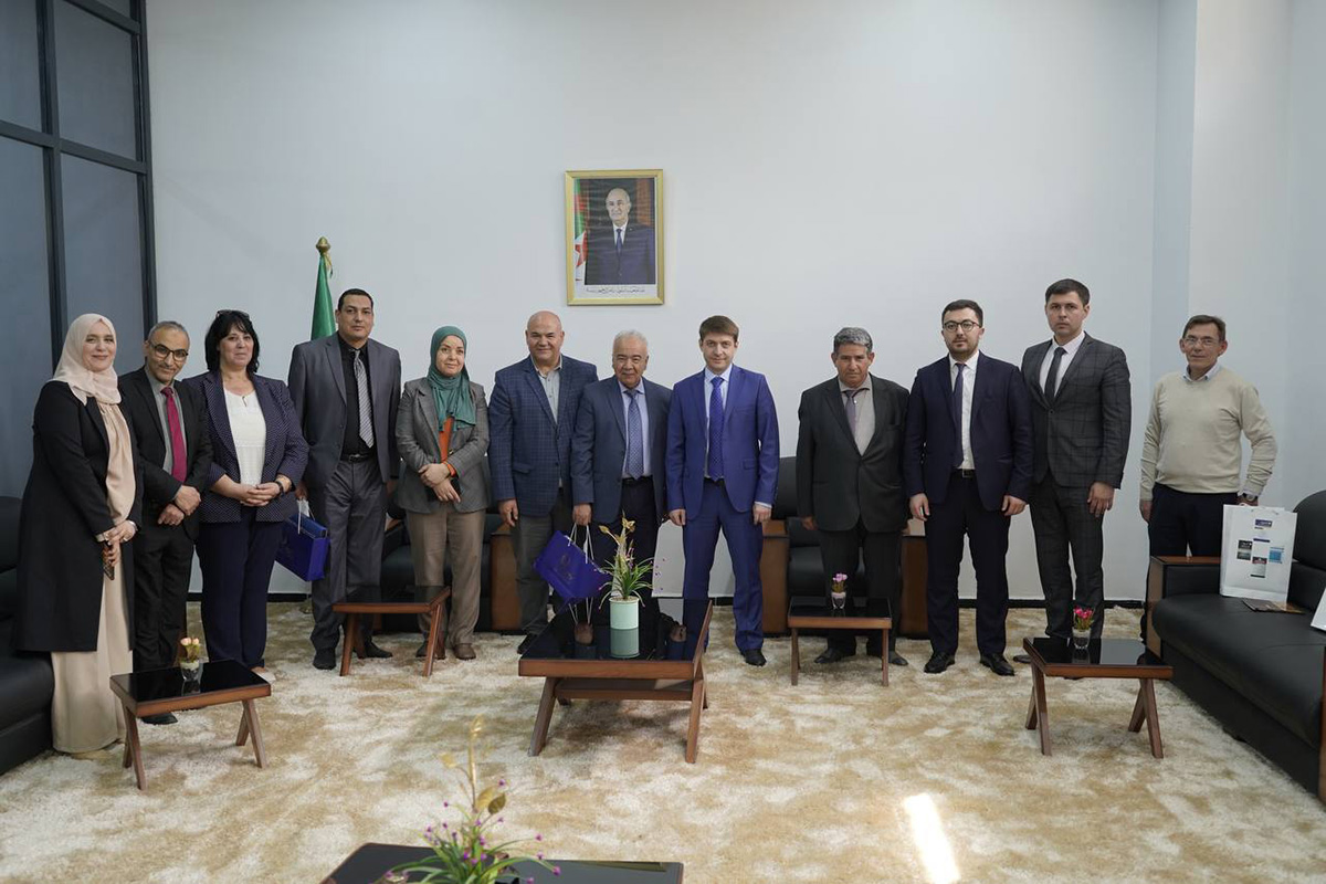 skfu-i-universitety-alzhira-zapustyat-sovmestnye-nauchnye-i-obrazovatelnye-proekty-ncfu-ru-01 (2).jpg