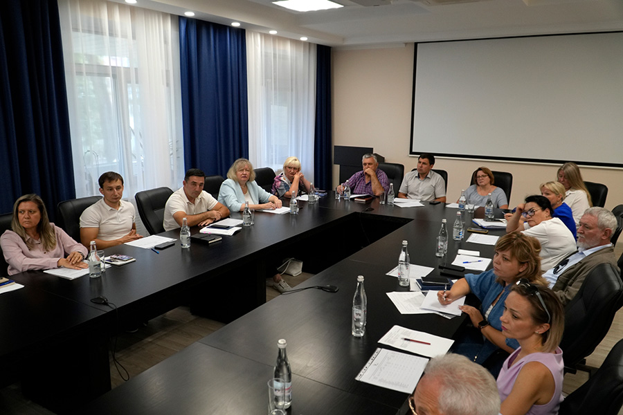 v-skfu-proveli-zasedanie-komissii-po-zameshcheniyu-dolzhnostey-pps (1).jpg