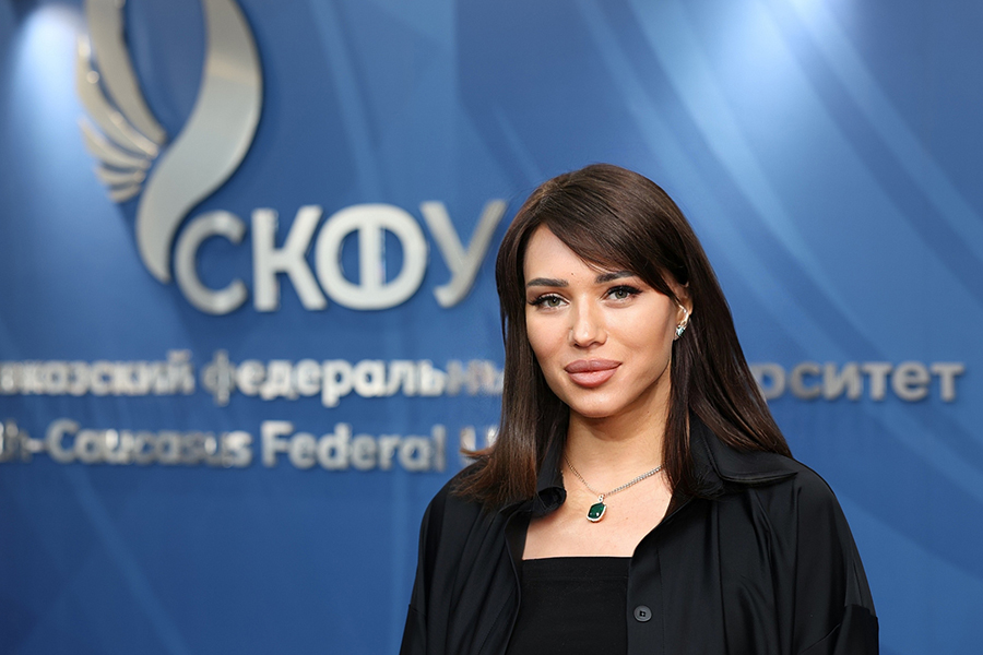 kak-prokhodit-priemnaya-kampaniya-2026-v-skfu-rekord-po-chislu-olimpiadnikov-i-77-tysyach-zayavleniy (1).jpg