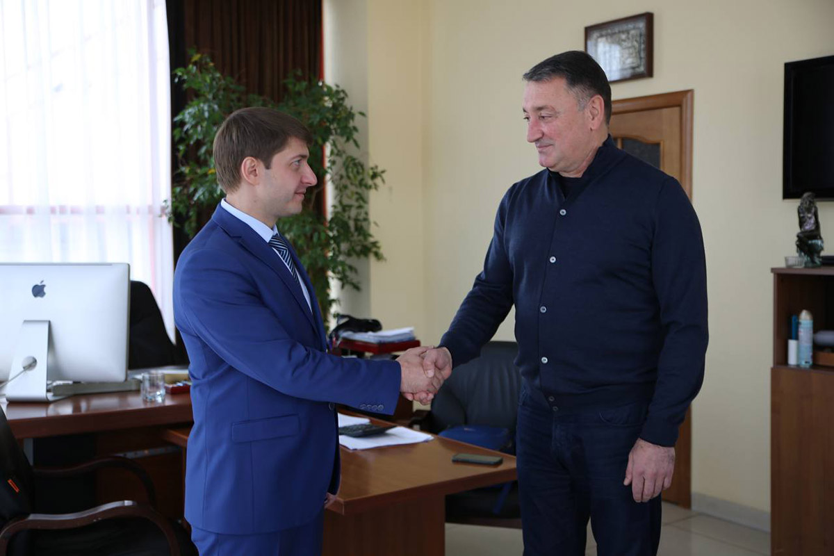 skfu-i-yuzhnaya-osetiya-ukreplyayut-obrazovatelnoe-partnerstvo-ncfu-ru-01 (2)