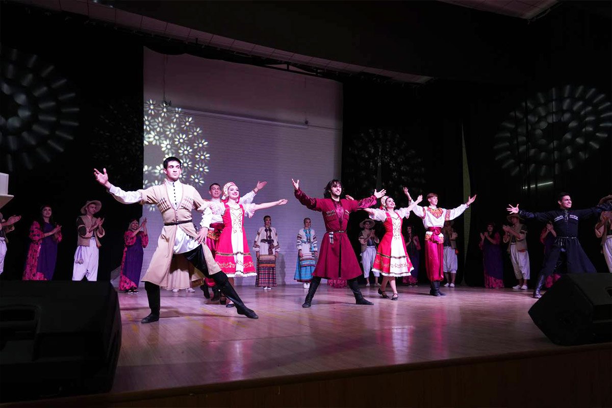 skfu-organizoval-festival-professij-dlya-irakskoj-molodezhi-ncfu-ru-01