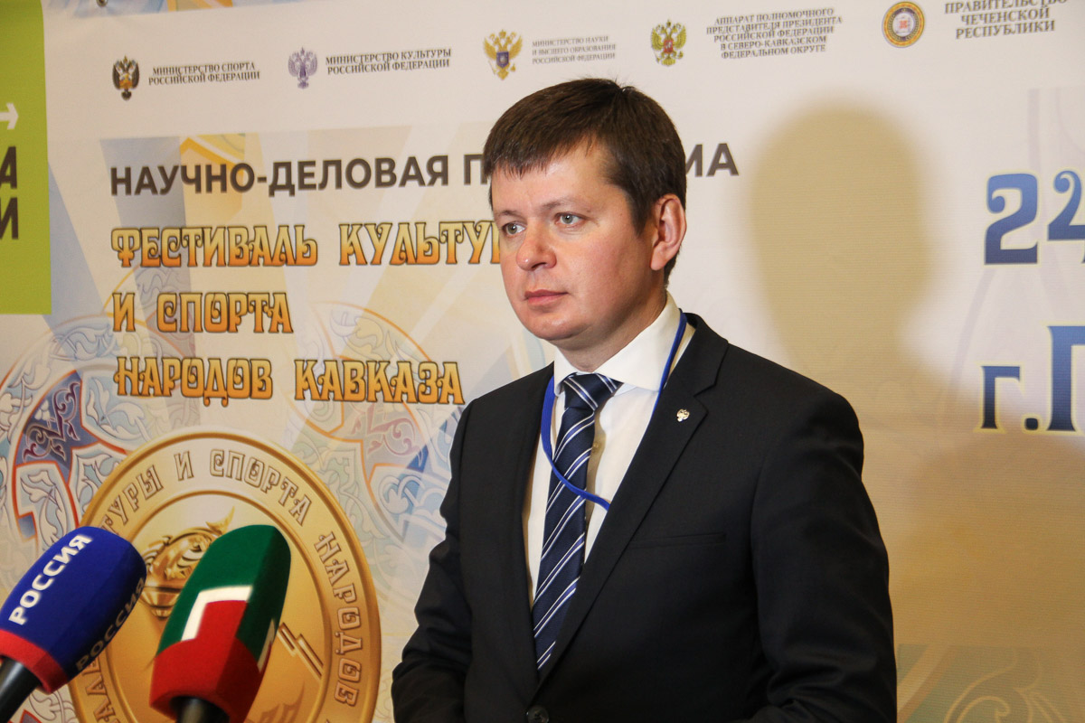 na-kavkazskih-igrah-obsudili-budushchee-studencheskogo-sporta-ncfu.ru-01
