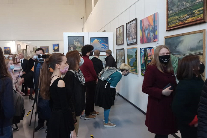 Открытие Межрегиональной художественной выставки пейзажа «Радуга Юга — 2020»