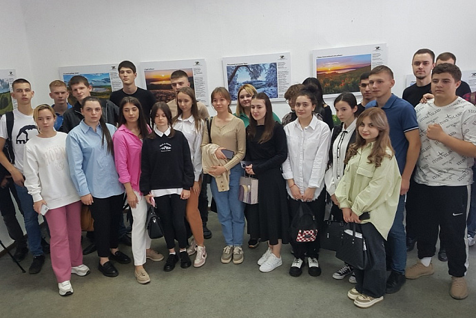 Студенты юридического факультета посетили краеведческий музей города Пятигорска