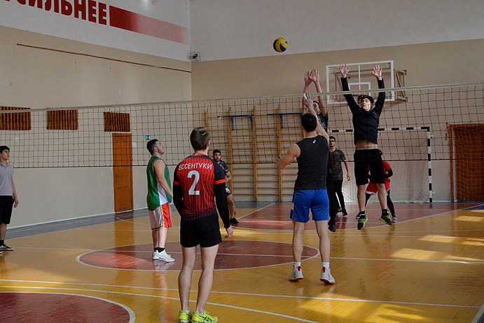 В колледже ИСТиД (филиала) СКФУ в г. Пятигорске подведены итоги традиционного турнира по волейболу «Шаг навстречу-2021»