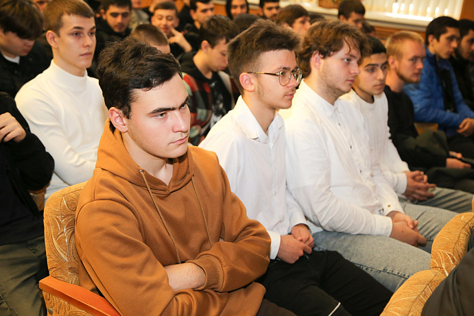 Студенты Пятигорского института СКФУ стали участниками антинаркотической акции «Дети России - 2023»