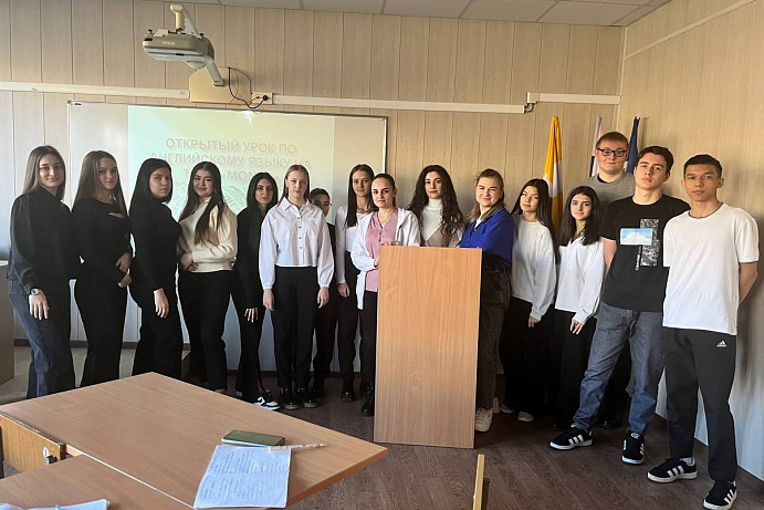 Студенты Пятигорского колледжа СКФУ изучили историю денег