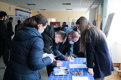 Выпускники школ и колледжей посетили День открытых дверей инженерного факультета СКФУ в Пятигорске