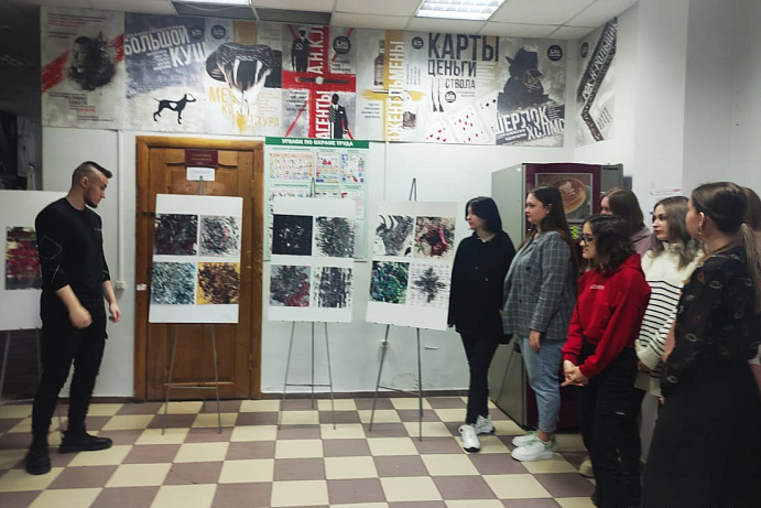 Открытие персональной выставки студента Школы дизайна «Современный абстракционизм»