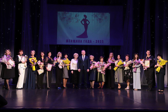 Елена Семёнова вошла в число победительниц ежегодного городского конкурса «Женщина года»