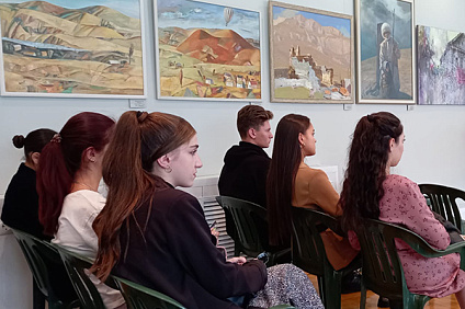 Студенты встретились с северокавказскими литераторами-участниками проекта «Арт-резиденция»