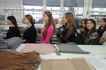 Студенты колледжа Пятигорского института посетили швейное предприятие «Машук»