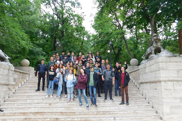 Студенты колледжа приняли участие в работе туристско-краеведческой смены «Пушкинское Пятигорье»