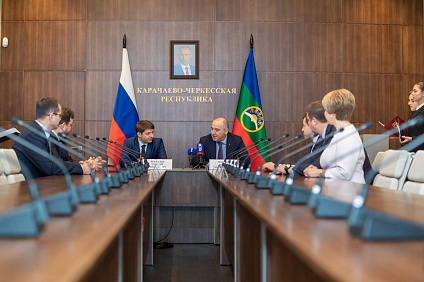Стратегические направления сотрудничества определили Правительство КЧР и СКФУ