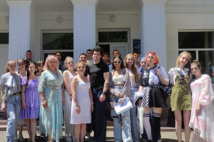 Студенты Школы дизайна встретились с актрисой Ольгой Гомон-Прониной