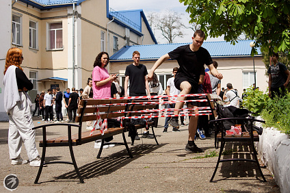 В колледже Пятигорского института СКФУ прошло спортивное мероприятие «Весенние старты - Путь к Победе»