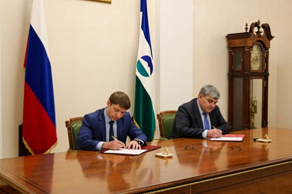 Казбек Коков и Дмитрий Беспалов подписали соглашение о сотрудничестве между КБР и СКФУ