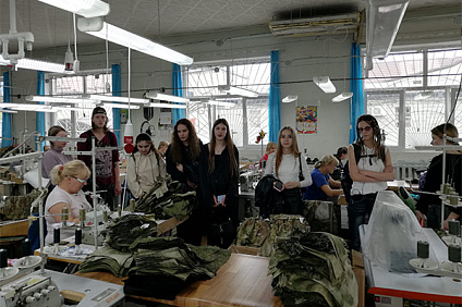Студенты колледжа посетили с учебной экскурсией швейное предприятие «Витязь»