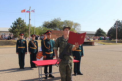 Студенты Военного учебного центра СКФУ приняли присягу